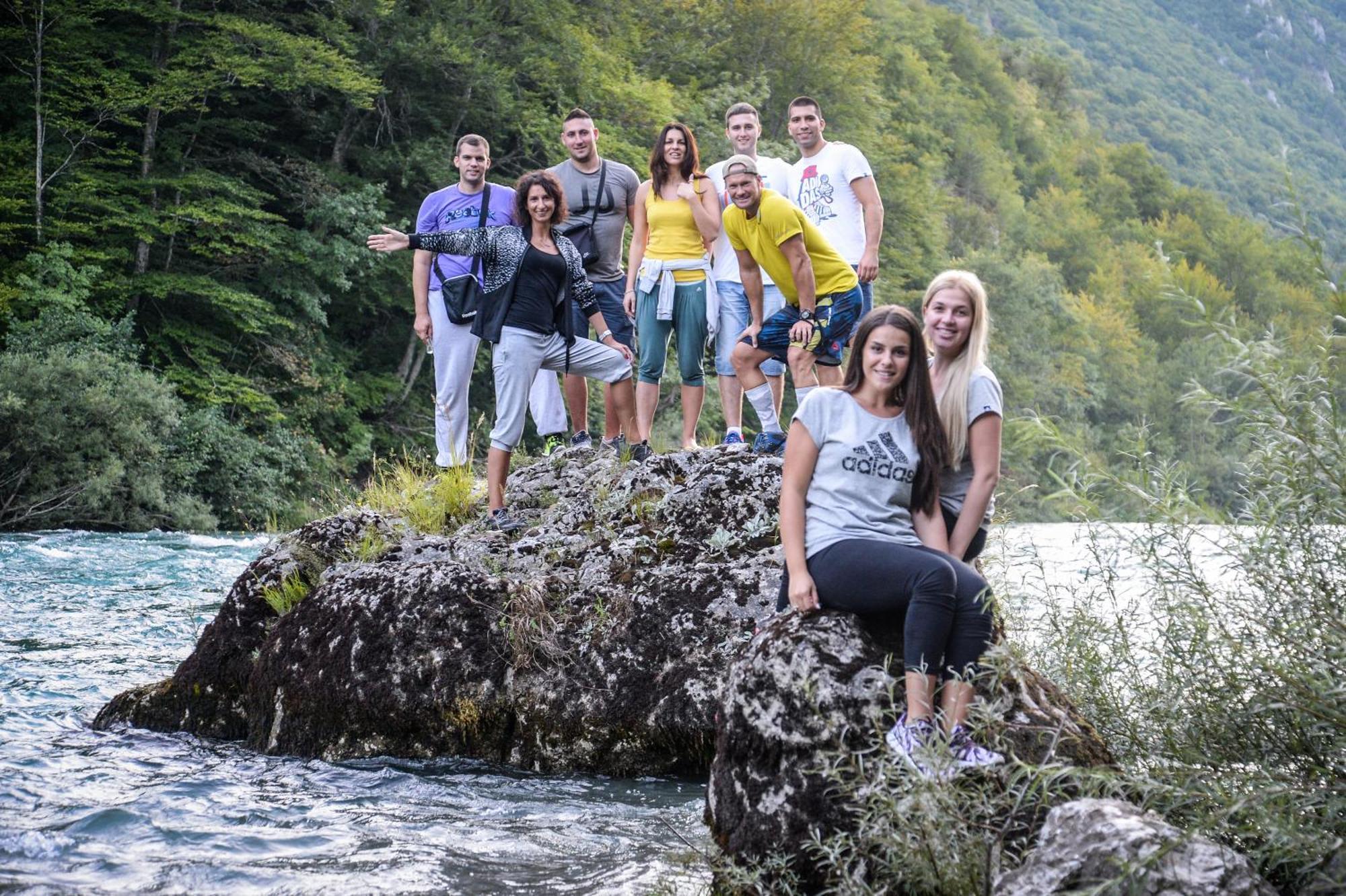 Готель Camp Divlja Rijeka Hum Екстер'єр фото