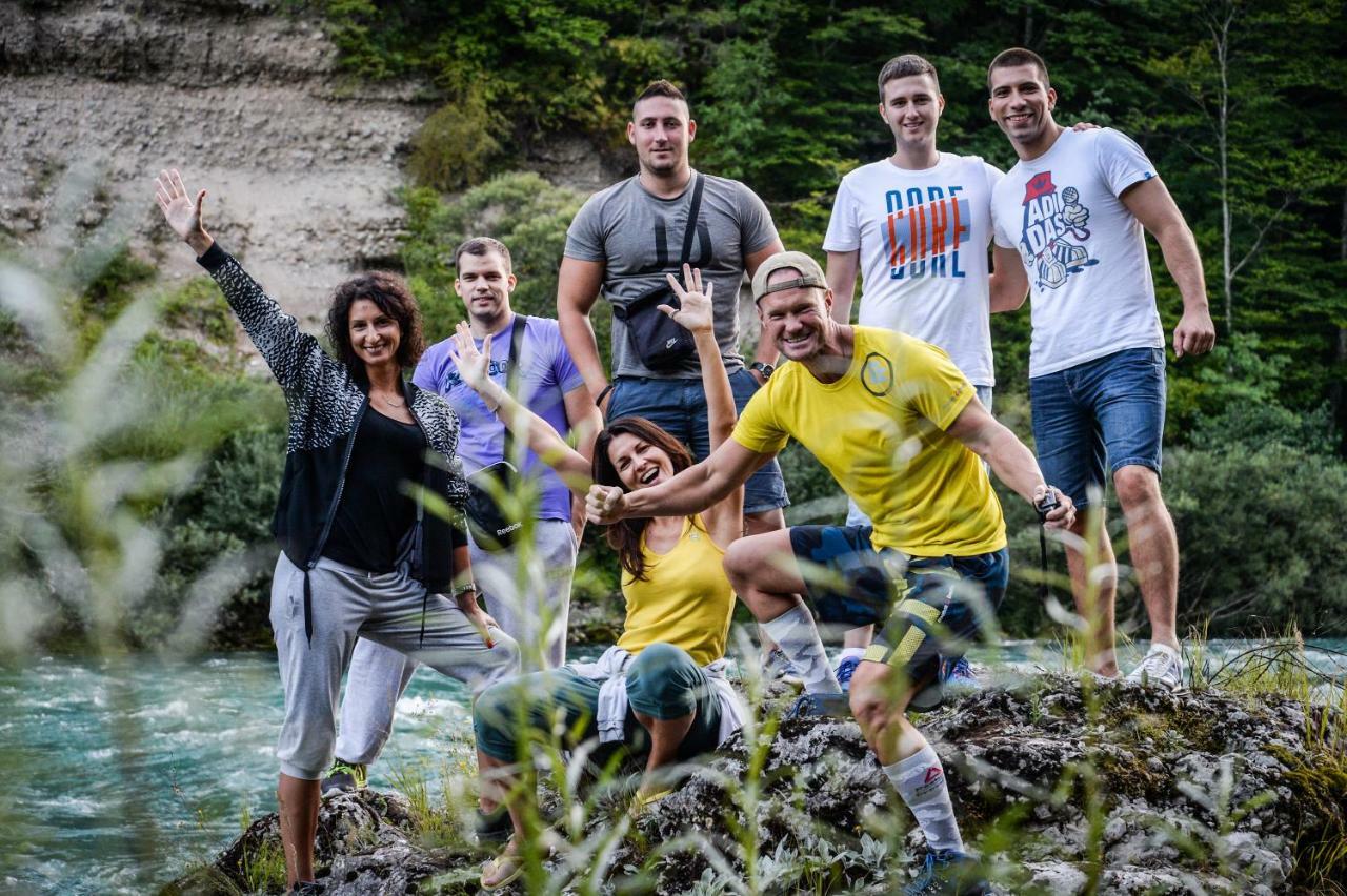 Готель Camp Divlja Rijeka Hum Екстер'єр фото
